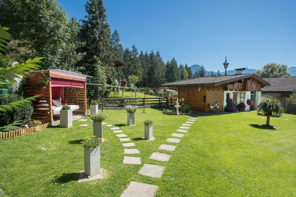 Gaestehaus Waldrand Garni Wiesing Exterior photo